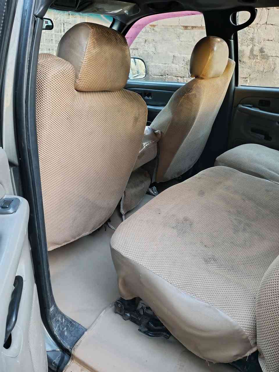 للبيع او للمراوس بصالون...
بهبهان م 2000  رقم انبار أجرة راعيها بالبصره مكانها بصره 
كير مكينه جدد.. 5.3 كير 1000 مكفوله من الاصوليات والعيب الشرعي دواخل نظيفه السعر ٧٥ وبيها مجال للاستفسار الاتصال على الرقم ***********
