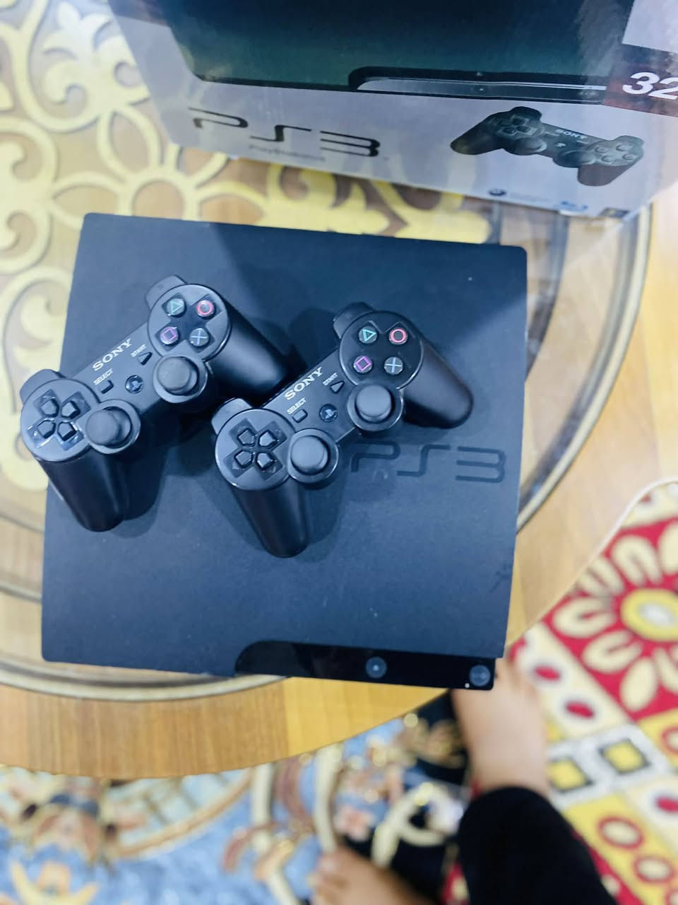 سلام عليكم بلي 3 كامل ملحقات وياه هارد 36لعبه السعر 120 وبيه مجال 
مكاني بابل شارع 80 
***********
