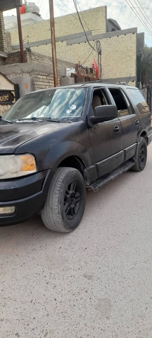 فورت ادوات مكينه ففتي ثنين ونص المكان بغداد مدينة الصدر السعر ١٨ وبيهه مجال حك جيه الرقم ***********
