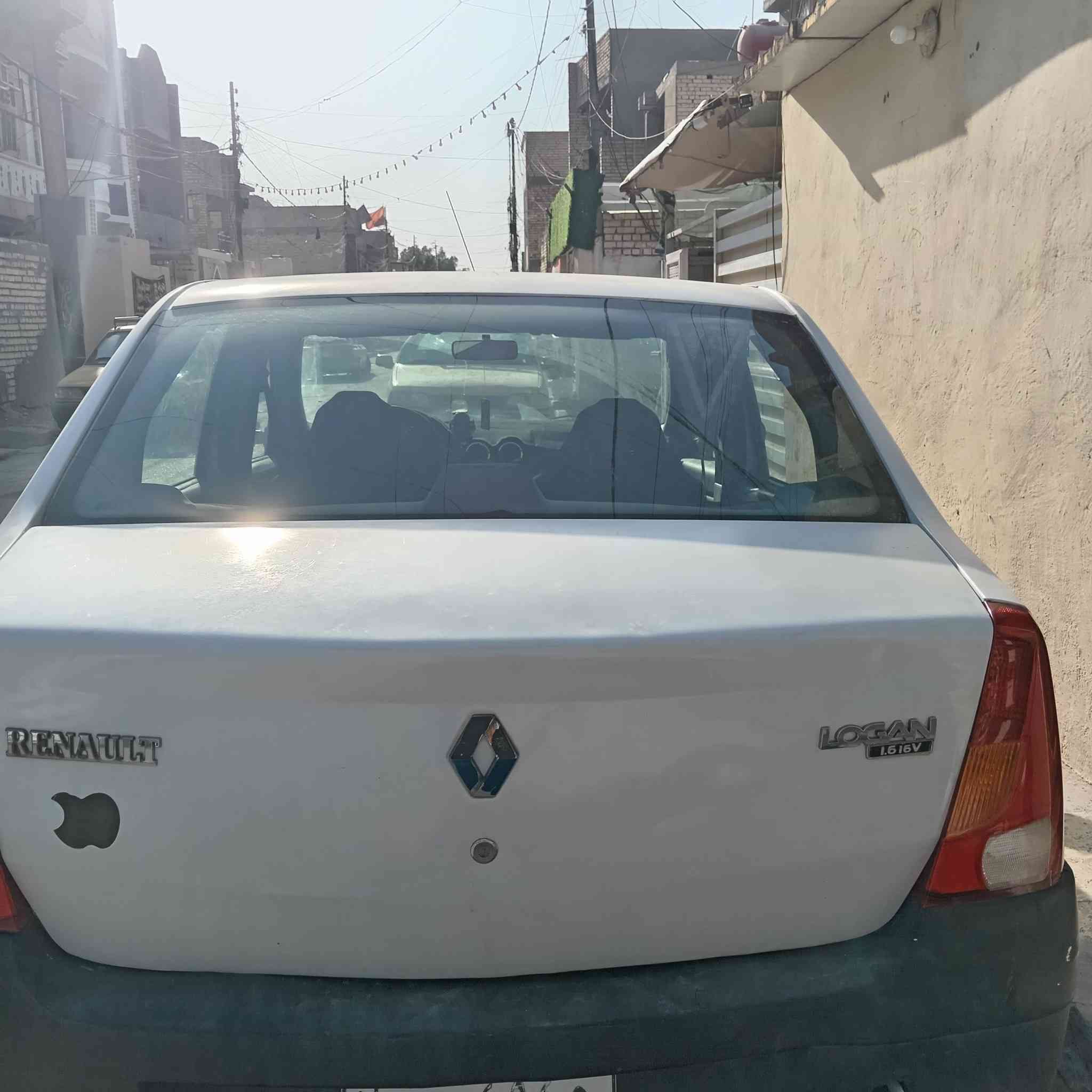 السلام عليكم
رينو لوكان رقم بغداد انكليزي باسمي موديل ٢٠١٠ سياره مكينه كير جديد تبريد شغال بس يحتاج كلج تبريد وصدرها نص عمر ابيع شرط التحويل سعر ٤٢ ورقة وبيها مجال رقم موبايل ***********
