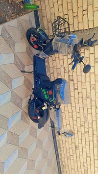 دراجة شحن • استخدام قليل • موديل 2025