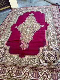 فرشه للبيع نضيفه كل عيب مابيها  لا اتصل  07730305607