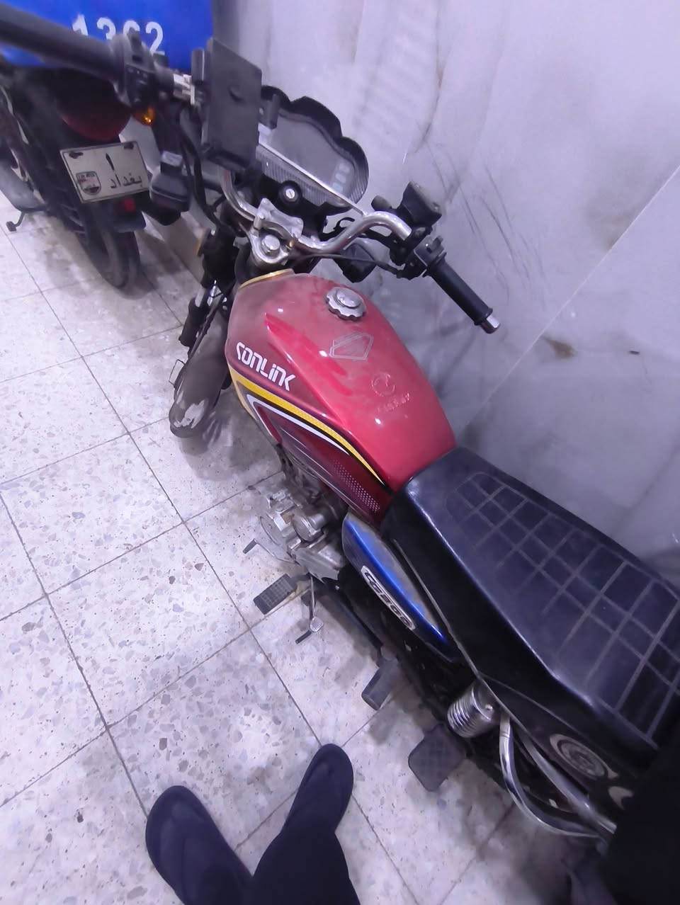 دراجة سونلك ايراني 25 للبيع 500 و بيها مجال نقص دشبول يعلك و قبق زنجيل كير و مكينة مكفول دراجة نظيفة بس متروكه صالها اسبوعين مكاني شارع فلسطين ***********
