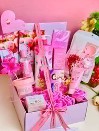 بوكس هدايا • عيد الحب • هدايا تجميل