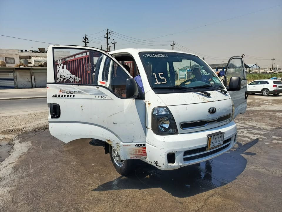 سلام عليكم
كيا فحل موديل2015 رقم نينوى سنويه صقطت قبل شهر
شرط بدون صبغ فقط السقف اثر زنجار
شاصي بي فطر ورا التانكي والمحرك نفخ
سعر اتصل 
*********** بي واتساب
