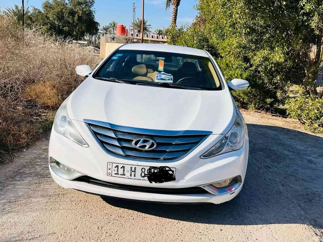 السلام عليكم
للبيع سوناتا 2013 خليجي
بيها الجاملق الخلفي بدون دواخل فقط

رقم بغداد جديد بسمي 
مواصفات الشركه العامه 
كشن كهرباء 
قطعتين تبريد 
مرايات شفط 
محرك 2400 دوش
حساسات خلفيه 
شفتات كير بالستيرن 
وباقي المواصفات المعروفه 

‭0781 633 1874‬

‭0751 683 1871‬

السعر :: 127 وبيها مجال
