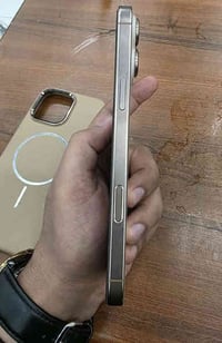 آيفون ١٦ برو ماكس • ٢٥٦ • الديوانية