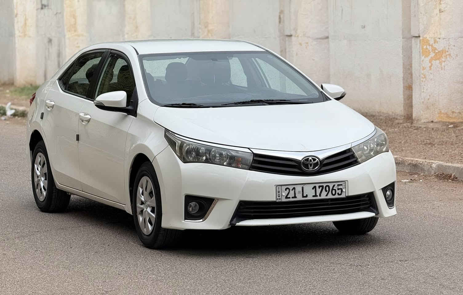 سلام وعليكم 
كورلا 2015 خليجي
مواصفات XLi
ماشيه 120 
الرقم : سليمانيه بسمي 
السياره : مكفوله من صبغ وفتح وتبديل 
السعر  : 127 
العنوان : بغداد / الصليخ 
اللاستفسار : ***********
