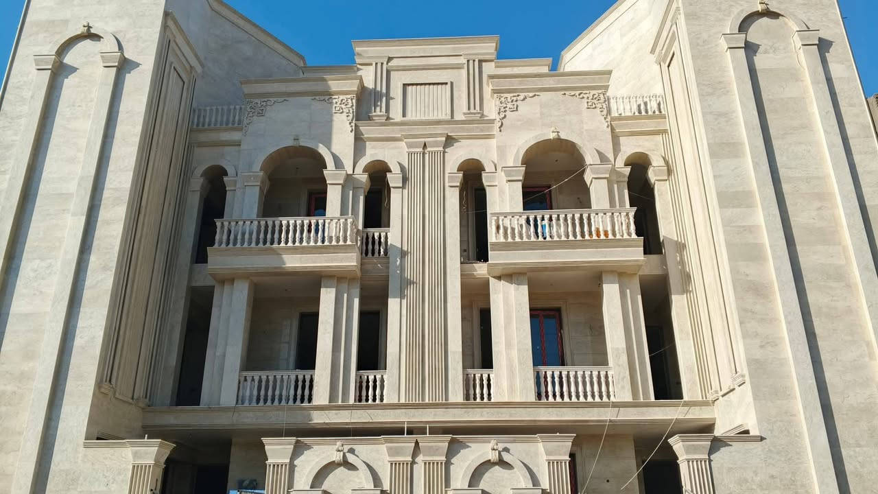 كادر لتغليف كافه انواع الواجهيات بلمرمر وحجر طريقه العمل لحيم ميكانيكي وانواع الديكورات ونقشات وبسعار مناسبة الاتصال او الاستفسار ***********
