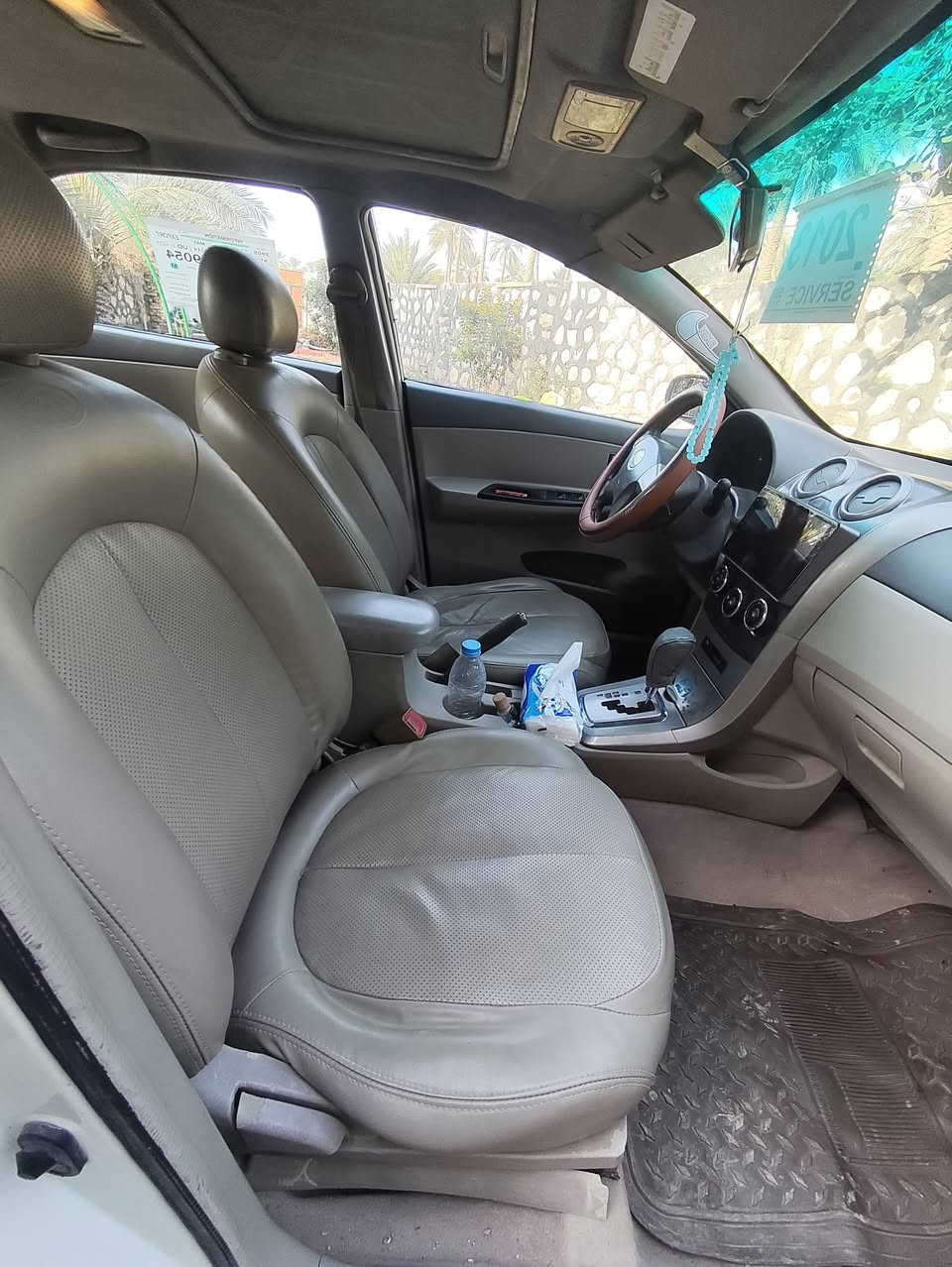 السلام عليكم 🤚
بي واي دي موديل 2013 فول مواصفات 

حداديه محرك كير اوتماتيك غرفه جديده مكينه جديده 

بيها طخه بجاملغ الامامي فقط ودحجه بصيطه بجاملغ الخلفي غيرها 

ماكو اي شي بسياره مكاني بابل السعر 40 وبيها مجال شي قليل 

***********

ملاحظة/الكير فقط ع الدي بي رجه ابيعلك كير عاطل
