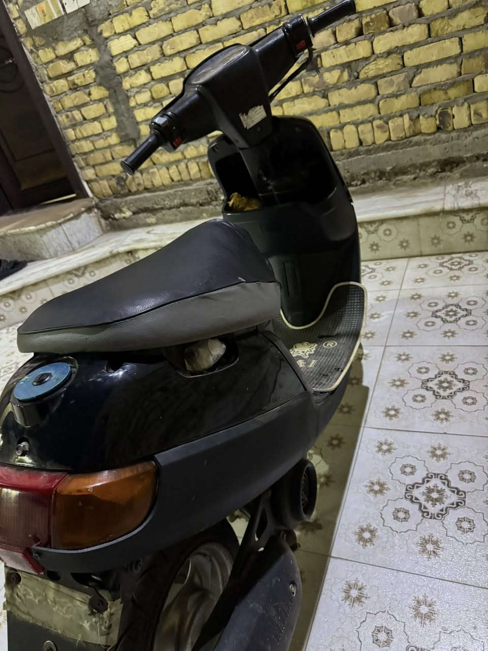 السلام عليكم دراجه بطه فحل قفل اكسن شلعه معدل 60 صوت ناعم سلف وياهه 2 سويج كهربائيات كله شغاله اوراق السعر 350 وبيه مجال بسيط ***********
