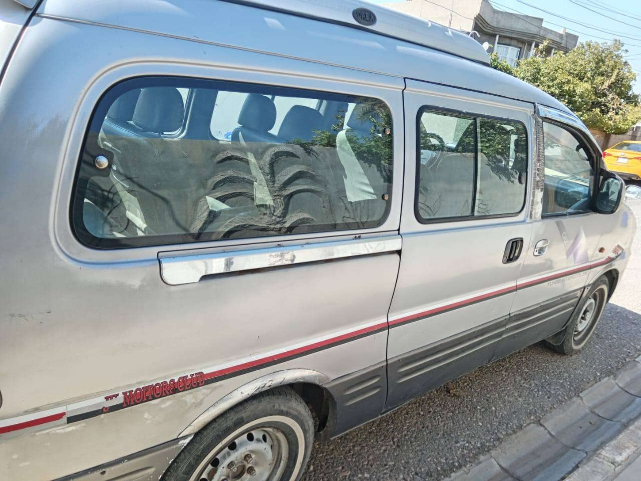 كيه ستاركس ٢٠٠٧ للبيع الموقع كركوك المواصفات
سنويه ٢٧ حصه كاز رقم صلاح الدين كهربائيات كلها شغاله تايرات باتري سلف ودينمه كله جديد السعر ٧٥ والتواصل ***********
