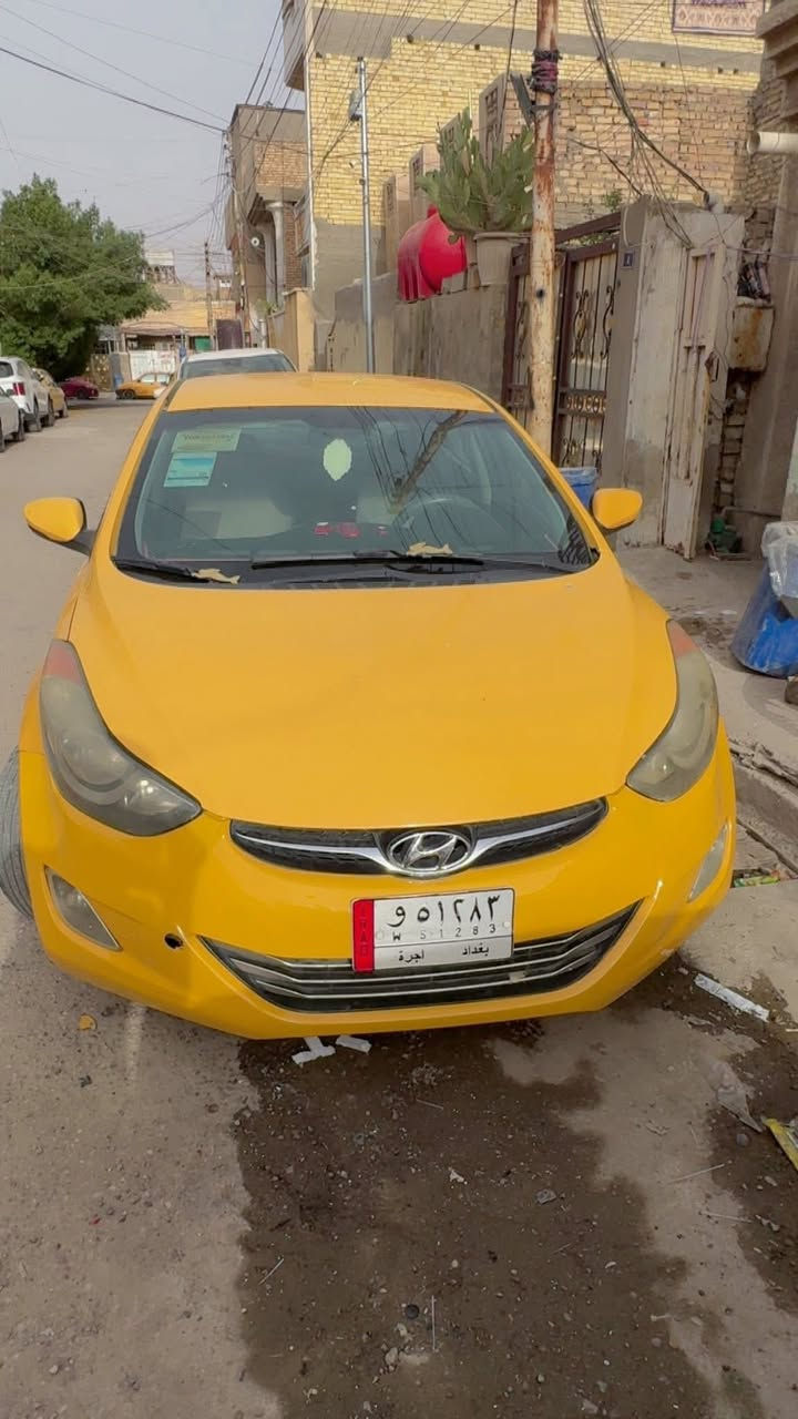 السلام عليكم

للبيع النترا ٢٠١٢

ليبل واحد ما عده البنيد  بدون اي دواخل او غيرها 

مكينه خير من الله 

كير خير من الله 

تخم تاير جديد صاله يوم واحد 

داخل اسود 

سياره مال جني صارلها ٤ سنوات عندي. ع ايدي متعب الياخذها 

مكان السياره الشعب شارع الصحه 

رقم التواصل ***********
