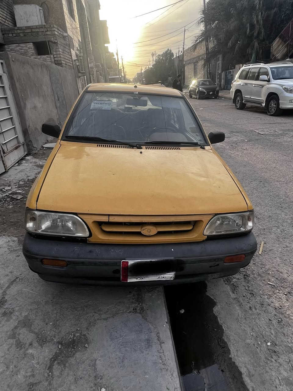 السلام عليكم سايبا 2009 للبيع رقم بغداد الماني باسمي السيارة مصفرة هيىة وغرامات تحويل ثاني يوم ما ابيع الا عقد مروري السيارة كشرتها تخبل شواصي مكفولة عوزها تريبات بسيطة سعرها 20 وبيها مجال كلش بسيط مكاني بغداد الجديدة رقم الهاتف هـ/***********
