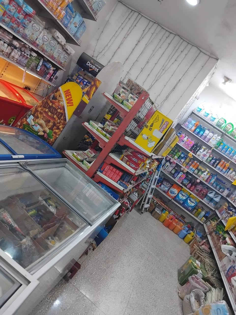 عارضات عاموديه عدد خمسه سعر الوحده ٣٥٠
عارضات افقيه عدد اربعه سعر الوحده ٣٠٠ 
عارضه افقيه صغيره سعر ٢٠٠ 
رفوف ورف وسطي تصفيه محل مكان حي الجهاد


**إذا كنت صاحب هذا الإعلان وتريد حذفه لأي سبب، رجاءا أرسل رسالة إلى الدعم الفني**