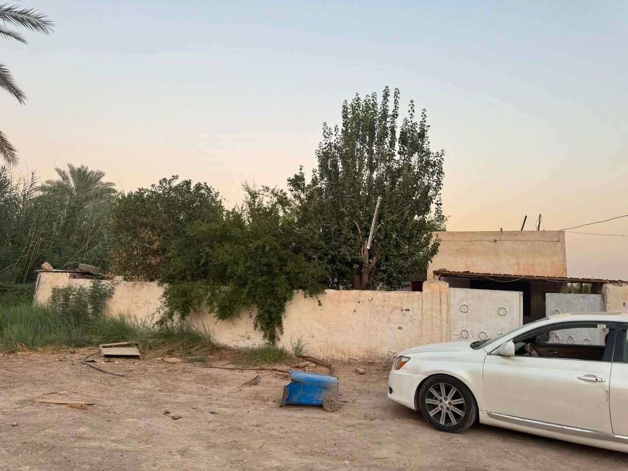 السلام عليكم بيت للبيع في محافضه بابل المحاويل قريه البو علوان مساحه البيت 475 عكاده للاستفسار ***********
متواجد واتساب او اتصال وحياكم الله

