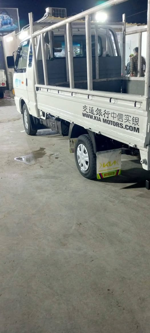 سلام عليكم كيا حمل موديل ٩٤ قماره وربع سبعه جنكال رقم بغداد تحويل مباشر كير محرك اكسل تايرات كهربائيات مكفولات شاصي رقم شاصي مكفولات سياره حلوه مابيه اي ضربه مصبوغه لجاماليه فقط السعر ٥٢ وبيه مجال حق جيه ماكاني بغداد الزعفرانيه 
رقم الهاتف ***********
رقم الهاتف ***********
