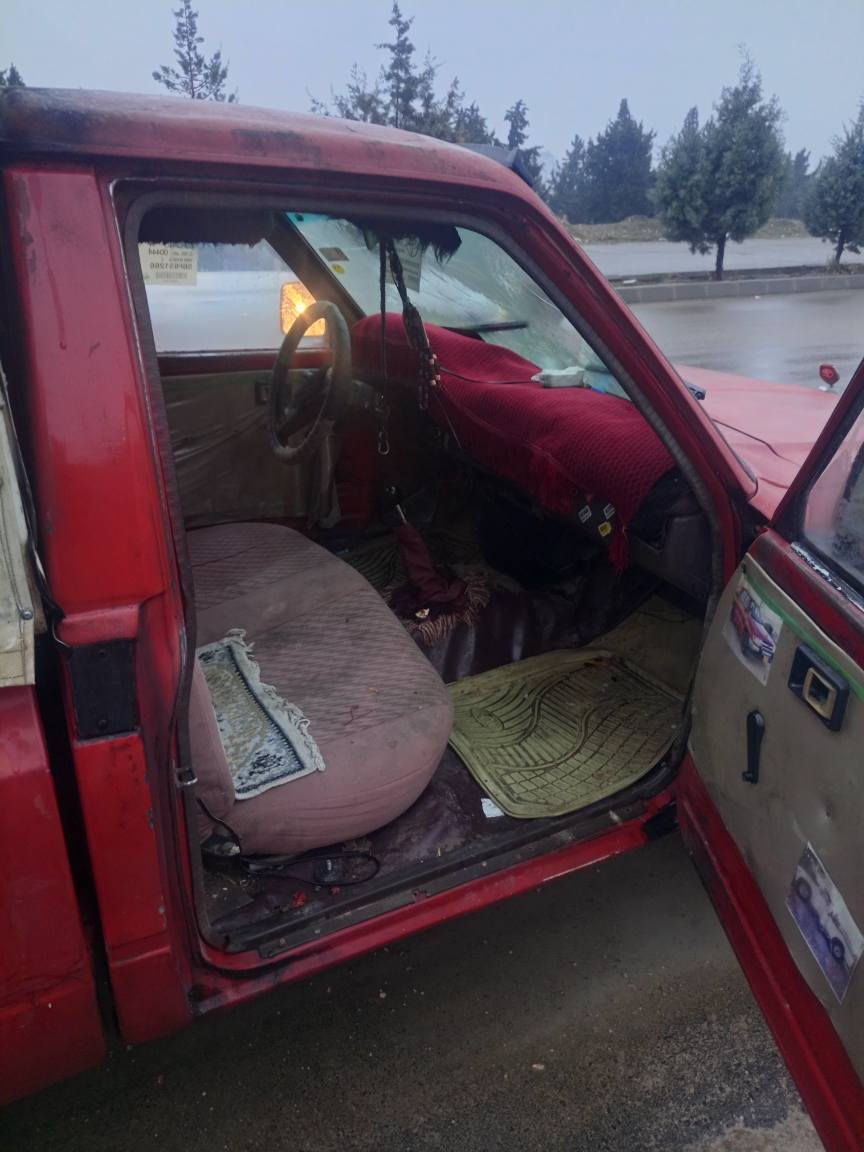 تويتا82يابان به شه رتى گيرو مه كينه و ئكسل ئارم پلاستيك سليمانى به شه رتى ئارمو ئه وه ليات مالى دوسته سه ياره كه له ژير كه سابه تايه وپاترى وگه رميو كامل كاره باى مه زبوته به س كه پره كه ى 7گه لاى تيچوه 23معامه له يه كى كه م *********** السليمانية, العراق
