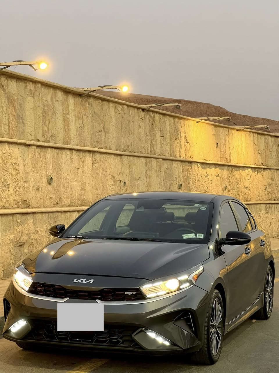 السلام عليكم
كيا فورتي جيتي لاين 

مرقم اربيل جديد

موديل 2023
فحص وهزة جديدة مباشر تحويل 

ماشيه 19 الف ميل 

الضرر 

سرقة جاملغ السايق بدون دواخل بدون ايرباك وفقط هلقطعه صبغ بالاضافه الى اصباعتين بارد بزاوية البوند

شرط الفحص والسونار 

.

المواصفات
جيتي لاين بدون فتحة سقف

بصمة

اضاءة ترحيب

شاشة كبيرة

تو ويل 

رادار امامي

رادارات جانبيه 

هاند بريك بصمه 

كروز سرعه 

وبقية الموصفات المعروفه 

.

الموقع الموصل حي نركال 

لمعرفه السعر علق برقم 1
او تواصل على الخاص
او الاتصال على الرقم
***********
