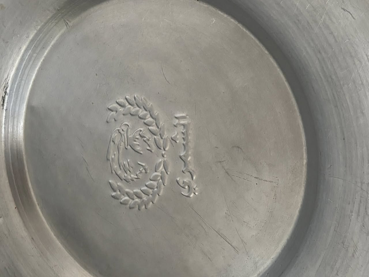 غراض محل تأجير كراسي للبيع 
الكراسي الصفر / العدد ٥٠٠ / سعر الكرسي ٤ 
طبلة بلاستك / العدد ٢٥٠ / سعر الطبلة ٢
الكرسي الابيض / العدد ٩٨ / سعر الكرسي ٨
الطبلة الخشب  / العدد ٧٢ / سعر الطبلة ٧ 
گدر ثقيل / العدد ٥ / سعر الگدر ١٣٠ 
الطباخ / العدد ٥ / سعر الطباخ ٣٠
المبردات / العدد ٤ / سعر المبردة ٣٠٠
الميز الطويل / العدد ٦٥ / سعر الميز ٤٠
مغسلة / العدد ٢ / سعر المغسلة ٦٠
بانيو ثقيل / العدد ٢ / سعر البانيو ١٠٠
المبزل ثقيل / العدد ١ / السعر ١٠٠
منسف الشمري الكبير/ العدد ٤٥ / سعر المنسف ٨٠٠٠
صواني نفرين / العدد ٧٥ / سعر الصينيه١٠٠٠ 
للحجز والاستفسار : ***********
***********
