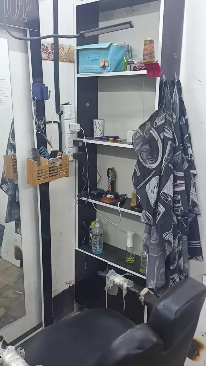 سلام عليكم ديكور حلاقة مرايات 2 + فاترينة للبيع انطيني سعرك وبالعافية عليك -مكاني كركوك عمل الشعبي  
***********-واتساب
***********
