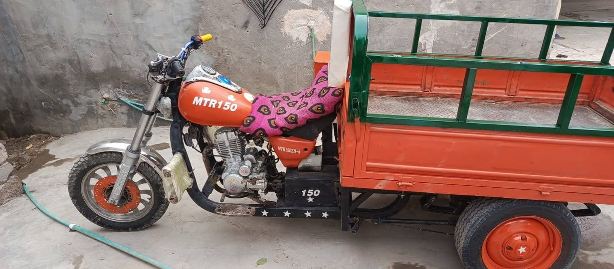 سلام عليكم شباب ستوته ام تيار لبيع مديل ١٦ وراق سعر واحد ٥٠٠ بيه مجال مكان قرنه ناحيه ثغر رقم هاتف ***********
