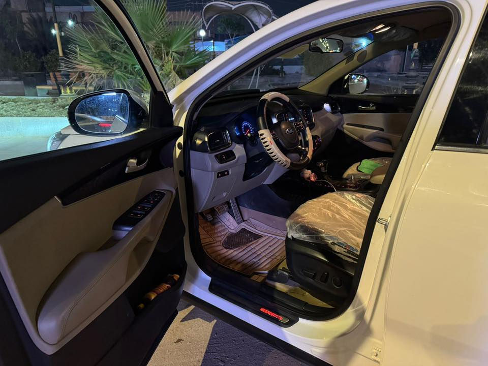 سياره سورنتو موديل 2020
سياره خليجي 
فول موصفات 
ماشيه 120k
6 سلندر
رقم نكليزي 
كتاب فحص موجود بصور !
اني مكلف بنشر !
هذا رقم ***********
مكان ناصريه مركز
