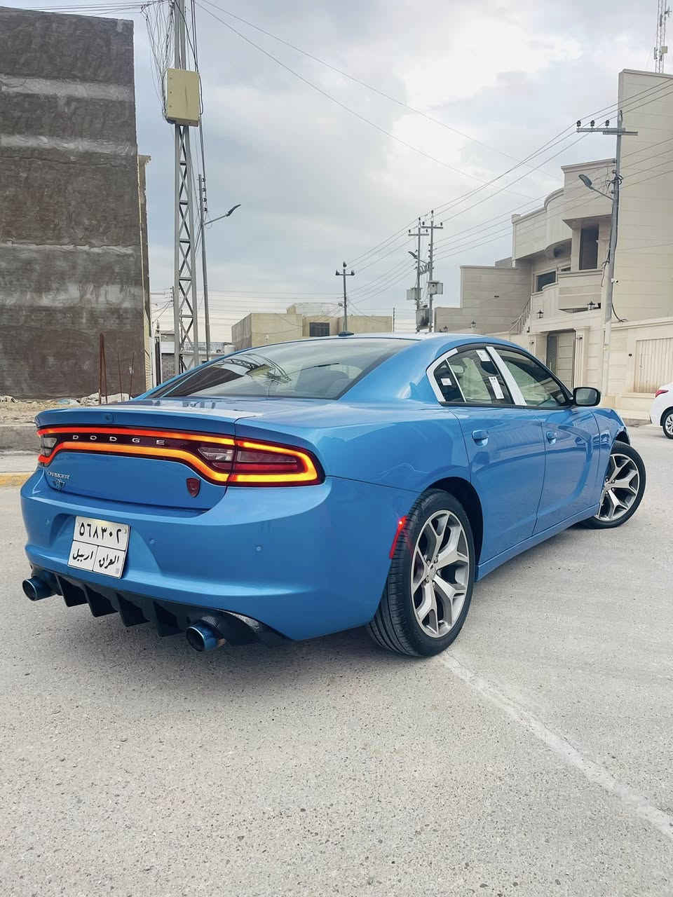 سلام عليكم 
للبيع أو مراوس حسب القناعه 
جارجر 2019 كندي وكاله ليث العبيدي 
داخله زيرو ماشيه حاليا 47 اصل رقم اربيل
مكفوله ضربه وصبغ وبارد حتى الدعاميات 
استخدام شخصي جاهزه تخم تاير حداديه مابيه كل نقص كلوب ممشتغل بلعينه نص مواصفات تشغيل عن بعد شفتات ستيرا وكشنات حضن وحساسات وبقيه مواصفات الجارجر معروفه محرك 3600 مكاني البصره الجبيله
للاستفسار 
***********
