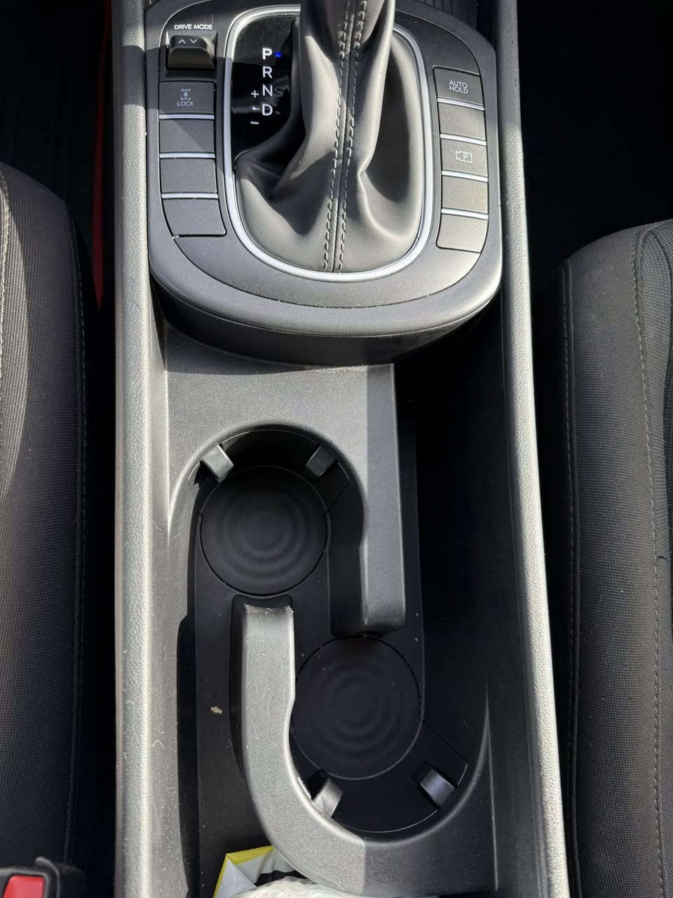 --

للبيع او المراوس – هيونداي كونا 2024 🚘

اللون المميز اخضر 

🔹 رقم بغداد  تحويل للمشتري

🔹 الموديل: 2024 / وارد أمريكي

🔹 المسافة المقطوعة:10000 mi فقط

🔹 المحرك: 2000cc – دوش

✅ المواصفات:

SEL تجي فول عدا السلايت 

محرك المرغوب 2000 دوش 

 • رادار أمامي + جانبي + خلفي

 • تحديد مسار + مانع تصادم

 • دخول ذكي + بصمة تشغيل + بصمة أبواب

 • شاشة متصلة حجم 12.3 إنج مع نظام Apple CarPlay

 • كاميرا دوارة + شاشة عدادات متغيرة + شاشة أعطال. تبريد قطعتين . شاشة متصلة مع دشبول الكتروني بالكامل 

 • أوتو هولد + أوتو ستوب + سايد بريك بصمة

 • نظام نزول منحدرات + أوضاع قيادة متعددة

 • إنارة LED نهاري وخلفي + لايت زينون

 • داخل. اسود بالكامل 

 • منافذ شحن Type-C

 • الحادث ( تبديل بنيد فقط ) كلش حلو 
بدون لا ايرباك ولا شواصي ولا لغود 

💰 السعر -185 ورقة قابل للتفاوض 

📞 للاستفسار: ***********   

بغداد زيونة 

واتساب او الاتصال عالرقم
