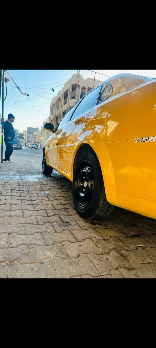 السلام عليكم سياره اوبترا 2011 بلاديه قطره صبغ ما بيها مكينه وكير بالجيس تبريد منظومه جديده تخم تاير صدر جديد نقص بس باور ومشط مكان السياره الحريه مصفره هيئه وغرامات السعر 69 وبيها مجال مكلف بالنشر الاتصال ***********
