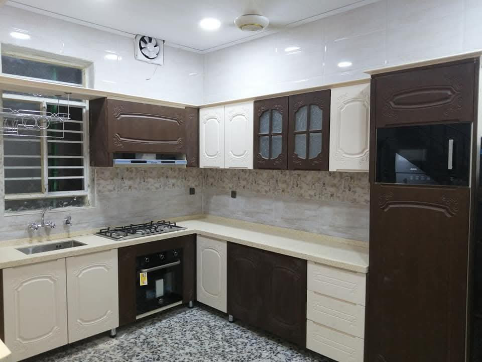 تحيه طيبه 

نعمل كافه المطابخ الامنيوم والمطابخ التركيه الحديثه 
والشبابيك ومحجرات وصيانه المطابخ لاستفسار *********** 
مكان العمل الكاظميه الثانيه شاطى التاجي قرب سيطره الطي نزال بيت مرهون
