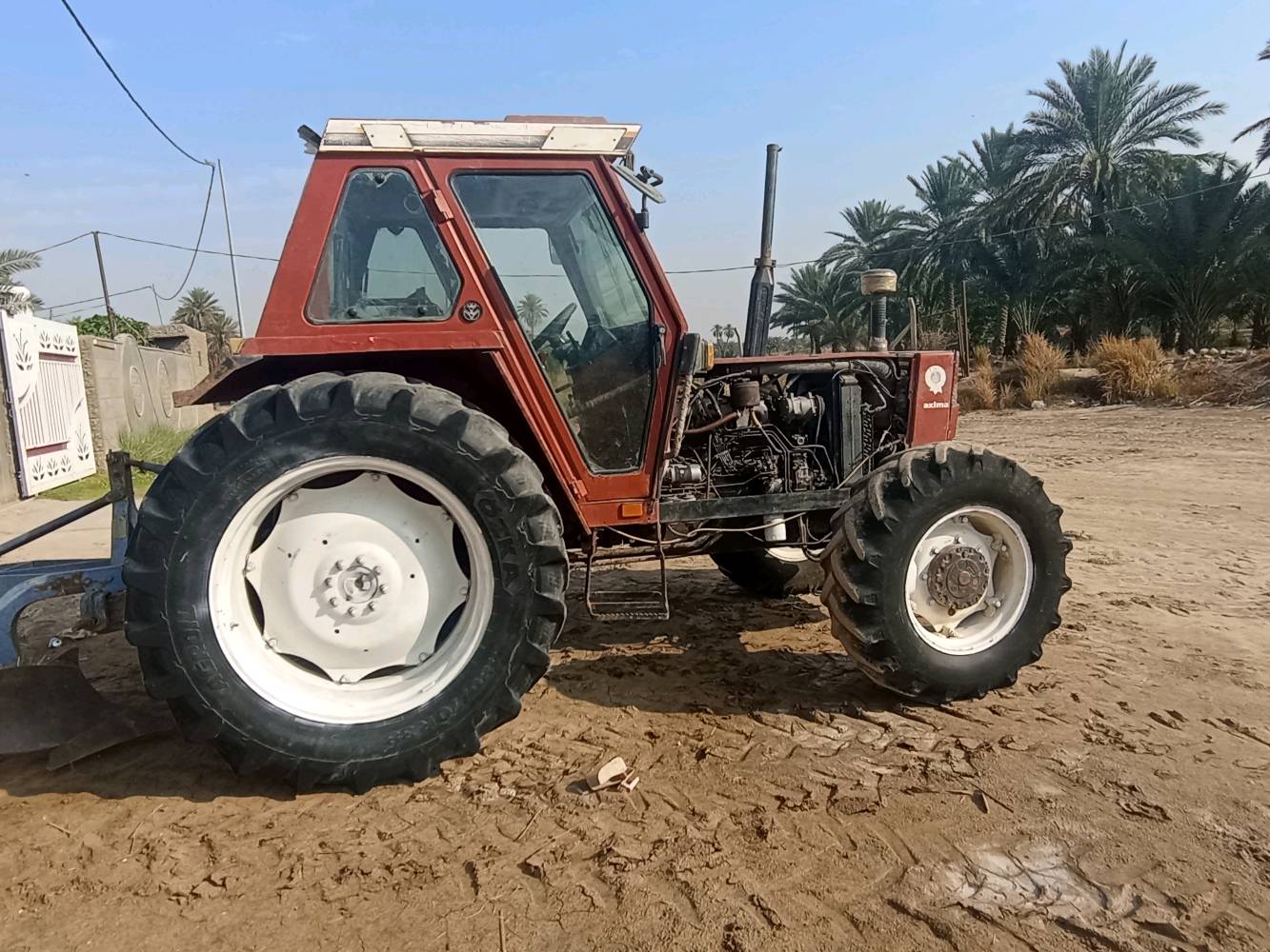 السلام عليكم ورحمة الله وبركاته  . كاروبه زراعيه فيات حجم 110للبيع المكان بابل الكفل