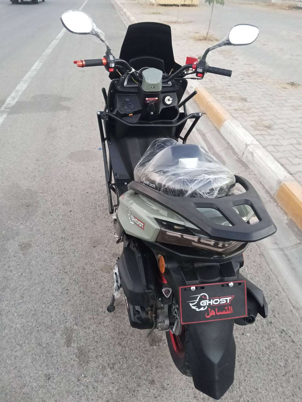 سترونج 2025
ماشي 1800 الف و 800 
صفر قبل شهر طلعته ب مليون و 300 
كهربائية محرك كله شرط  
كيج الكتروني شغال 
السعر الحالي 850 بي مجال بسيط 
***********
