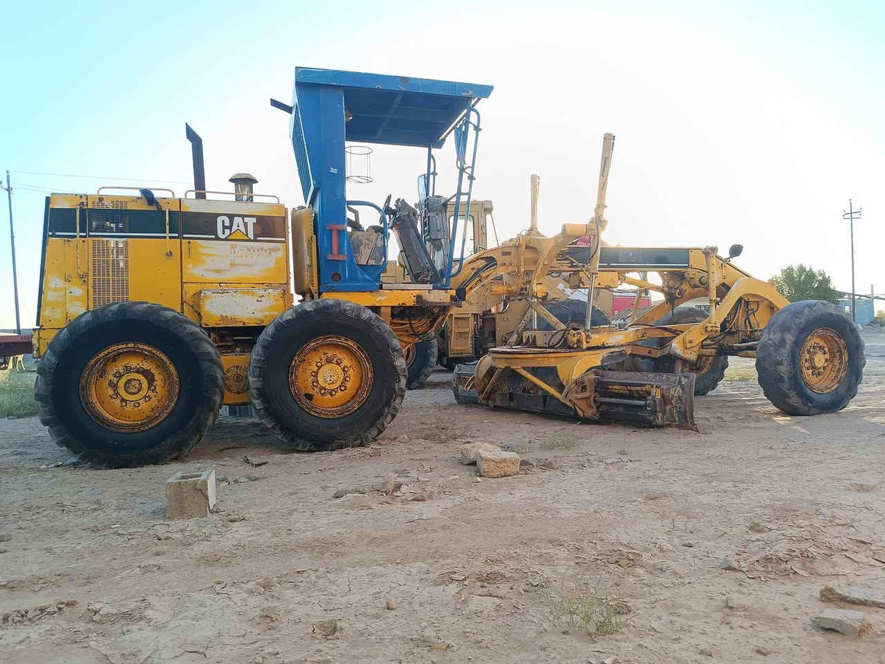 السلام عليكم 
للبيع او مراوس سياره حديثه 
كريدر كتر
موديل 2000 مسجله 2009
محرك 6 حجم 938 / 120 H
كير اتو ماتيك 
شاصي مكفول 
رقم منفيست بغداد مدفوع كمرك

السعر 230 $ وبيه مجال للشراي

معرض العراق لبيع السيارات والآليات الثقيلة 
الانبار ـ الفلوجه معارض الخط السريع 
*********** - ***********
