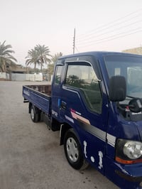 كيا ام عيون • موديل ٢٠٠٢ • شاصي جديد