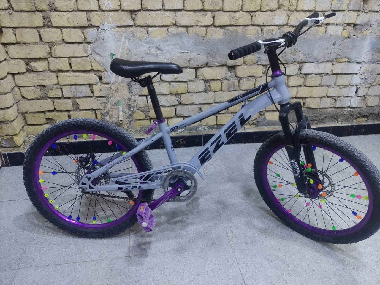 بانسكل ياباني جديد صارله شهر من مشتري للبيع سعره 125


**إذا كنت صاحب هذا الإعلان وتريد حذفه لأي سبب، رجاءا أرسل رسالة إلى الدعم الفني**