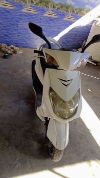 شباب سكنس فحل البيع دراجه خير من الله شباب كفرات وكاله تجي تفحص نعينك ...