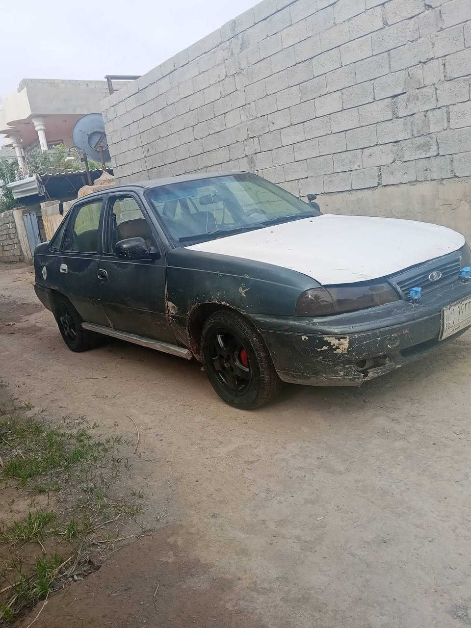 السلام عليكم سياره للبيع دايو سلو ديالى بعقوبه***********
