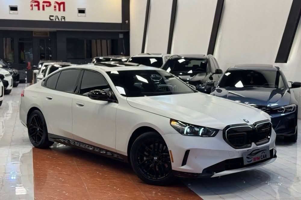 🚘 BMW 530i LUXURY LINE 2024 ✨

🔥 Engine: V4 2.0L Turbo
🔹 ژمارە هەولێر جاهیز + لەگەل کتاب جام رەش 
🔹 42 هەزار روشتووە
🔹 Clean Title 💎 // بێ بویاغ
لە بونیت PDR  هەیە
🔹 دەعامی بۆ دەعامی بە شەرت 💯
🔹 واردی ئەمریکی 🇺🇸

⭐ X-DRIVE - Full Options

✅ 360° Camera
✅ حەساس
✅ رادار
✅ شەغال
✅ داتاشۆ
✅ سلاید (Sunroof)
✅ HARMAN KARDON Sound System 🎵

💰 نرخ: 445 وەرقە (و مجال)

📍 شوێن: هەولێر

📞 ***********
📞 ***********

━━━━━━━━━━━━━━━━━━

🚘 BMW 530i LUXURY LINE 2024 ✨
🔥 Engine: V4 2.0L Turbo
🔹 رقم اربیل جاهز + کارت تضلیل 
🔹 ماشي 42 ألف
🔹 Clean Title 💎 // بدون صبغ
واحد PDR بل بونت
🔹 دعامي بدعامي شرط 💯
🔹 وارد أمريكي 🇺🇸

⭐ X-DRIVE - Full Options

✅ كاميرا 360°
✅ حساسات
✅ رادار
✅ شغال
✅ داتاشو
✅ فتحة سقف (سلاید)
✅ نظام صوتي HARMAN KARDON 🎵

💰 السعر: 445 ورقة (بي مجال)

📍 الموقع: أربيل

📞 ***********
📞 *********** أربيل, العراق


**إذا كنت صاحب هذا الإعلان وتريد حذفه لأي سبب، رجاءا أرسل رسالة إلى الدعم الفني**