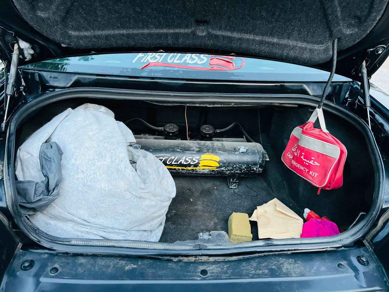 جالنجر 18بغداد بسمي سونار موجود شوفه زين قبل لتخابر  اضافات جكات اكزوز تحكم عالي ناصي  تبريد قطعتين ثلج شاشه كبيره تحكمات ستيرن تشغيل عن بعد
مابيها اي نقص كامله  ماشيه 60 mi 
مكاني حله ***********    سعر 155بيها مجال
