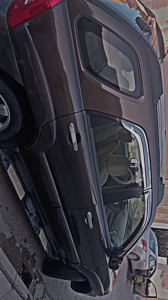 سبورتج ٢٠١٠ خليجي لون جوزي
داخل بيجي فتحة سقف. شاشة ايباد رقم و سنوي باسمي الى ٢٠٢٨ مكفولة من الصبغ
فقط تكحيل الجاملغ شي قليل مع البنيد ايضا قليل و ل بكلايت + جرد خفيف بل بنيد مثل ما موضح بلصور و بارد شبر بل باب السكن رقم اربيل السعر ١٢٠ورقة أربيل, العراق


**إذا كنت صاحب هذا الإعلان وتريد حذفه لأي سبب، رجاءا أرسل رسالة إلى الدعم الفني**