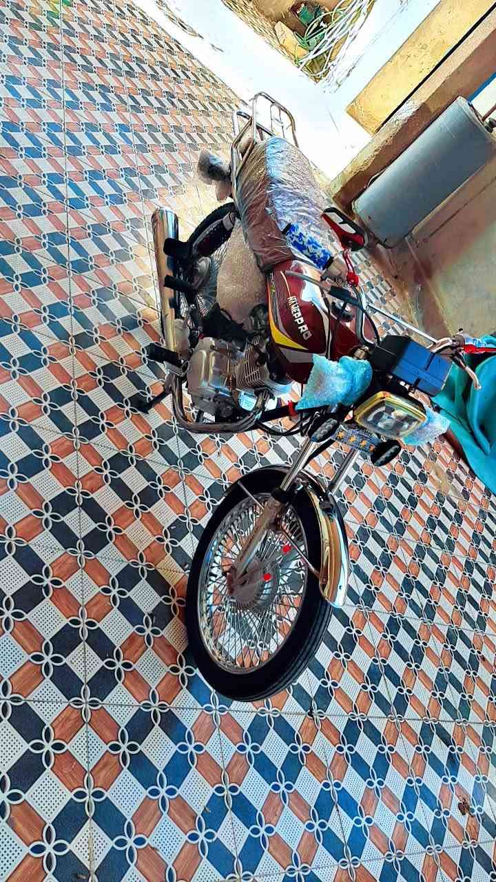 .....للبيع.......
السلام عليكم 
دراجه نوع نامه برو 4گير
موديل 2020 
شرط شلعه ونشاط ومعدل
صالنصه رياضي 
عقل رياضي
دك فصلات
كهربائيات كله شغاله نظافه فول 
سعر 425 وبي مجال 
ماعجبك السعر لا تكسر ب مال الناس
كلشي موجود بسوگ
للأتصال

((***********))
((***********)) 
مكاني بيجي
