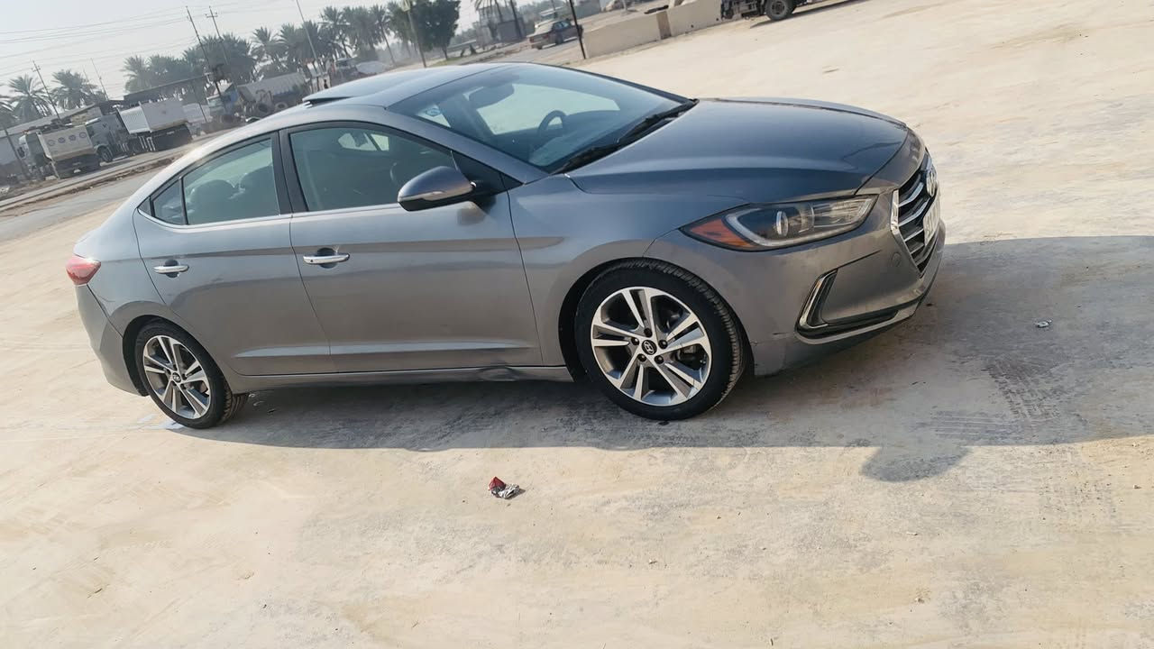 لنترا 2017 
امريكي حادث فقط بنيد بدون دواخل 
سياره فول لمتدد ميحتاج اذكر مواصفات
مكينه 2000 دوش 
جاهزه من كل نقص 
سونار داخل منشور 
مكاني بابل 
***********
