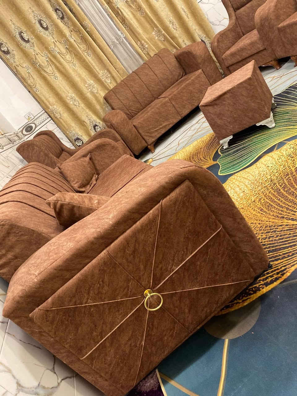 تخم 10 مقاعد نضيف اي ضرر مابي السعر 250 وبي مجال المكان كربلاء ***********
