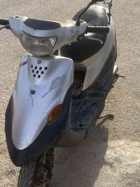 دراجة بيجي 9زروف محرك نضيف المكان بغداد الزعفرانية للاستفسار عل رقم 07...