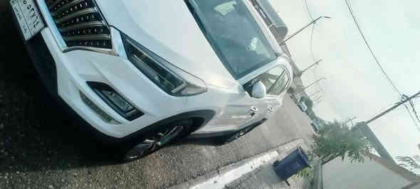 سلام عليكم
توسان مديل 20
رقم بغداد تحويل مباشر 
خليجي ماشيه 98
فول مواصفات كلشي بيه
محرك كير ع شرط
كفاله عامه من الضربه
بيه رشات صبغ اثر تكشير فقط
جاهزه من كلشي
السعر ١٨٨
***********
