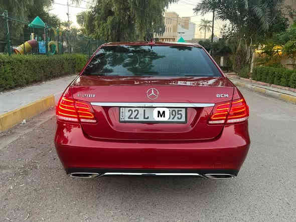 السلام عليكم ( تحفه جديده جدا )
مارسدس E200  خليجي موديل 2016  وكاله كفاله عامه BCM
المواصفات 
🎖️سلايت 
🎖️بصمه ابواب عدد ٤ وبصمه تشغيل 
🎖️كراسي جلد كهرباء (لون ابيض مميز)
🎖️بردات خلفيه وجانبيه
🎖️مرايه كهرباء 
🎖️شفتات ستيرن 
🎖️ويل كب حجم ١٧ 
🎖️بجم زنون 
🎖️صندوق كهرباء حساس  
🎖️تحكم مقود جهتين
🎖️ومواصفات كثيره
ملاحظه / سيرفس كامل تخم تاير ودهونات وفلاتر كله جديد تراي زيرو  
👈الموقع / بغداد الجادريه 
🤝السعر ٢٤٥ ورقه وبيها مجال بسيط 
***********
*********** بغداد
