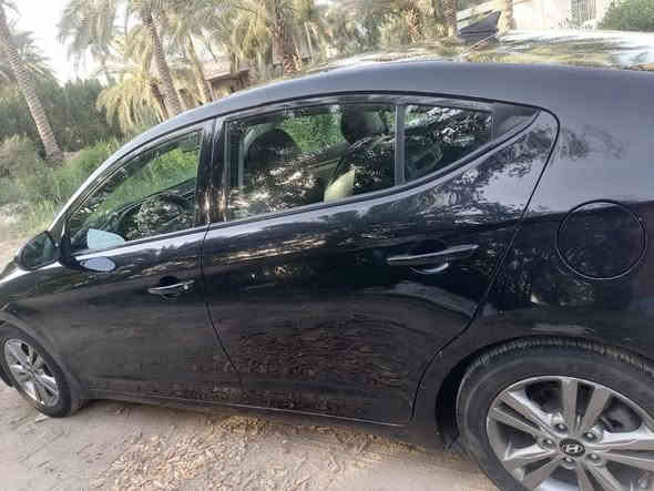 السلام عليكم النتره موديل 2017 رقم بغداد جديد وأرد امريكي بيهه صبغ كم قطعه وبيهه سونار موجود مع صور سعر 105 وبيهة مجال شراي الاتصال ‏‪***********‬‏ بغداد
