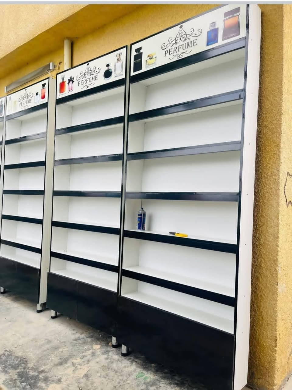 للطلب ولاستفسار مراسله الصفحه
عمل كافه الديكورات حسب طلب الزبون 
***********
بغداد متوفر توصيل كافه المحافظات
