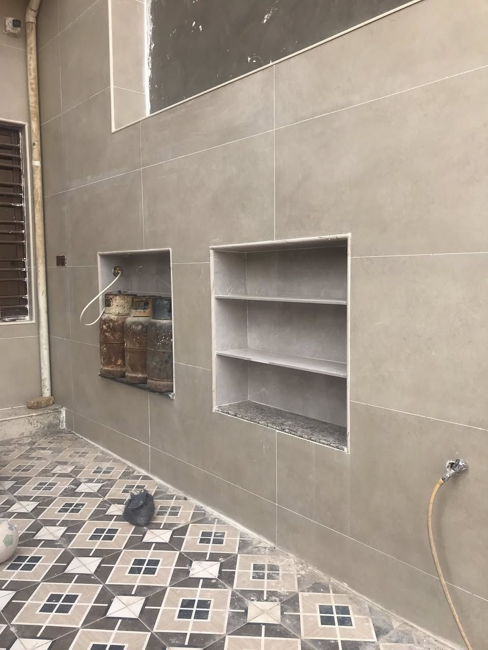 متفرغ  عمل هندسي  لكافة انواع التطبيگ
الديوانيه ***********
